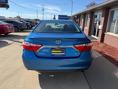 2017 Toyota Camry SE