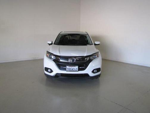 White 2022 Honda HR-V EX