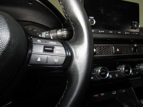 Silver 2024 Honda Civic EX-L