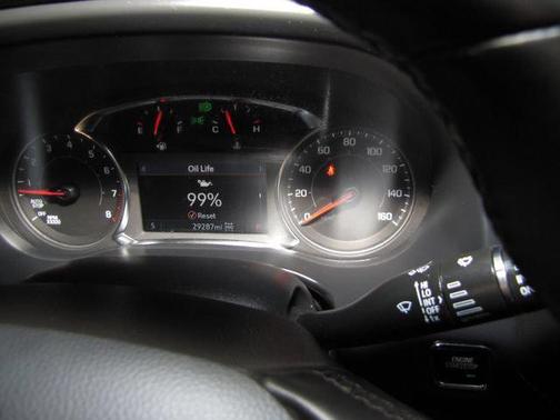 Red 2023 GMC Acadia AWD AT4
