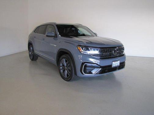 2021 Volkswagen Atlas Cross Sport 3.6L V6 SE w/Technology R-Line