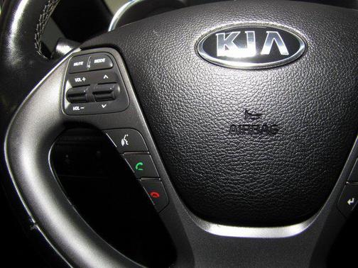 2016 Kia Forte SX