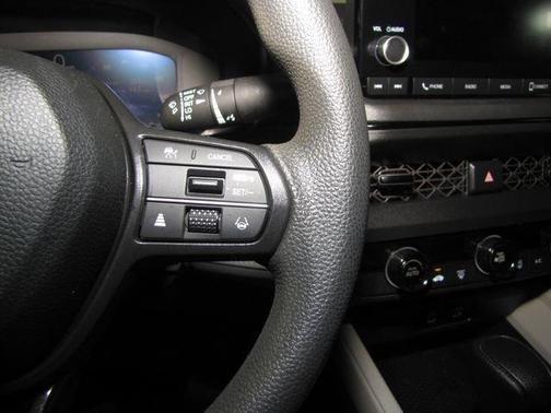 2023 Honda Accord LX 1.5T