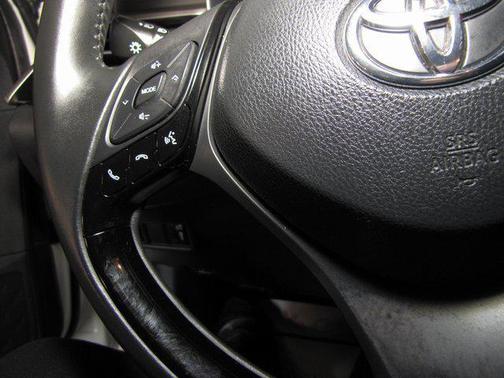 2020 Toyota C-HR XLE