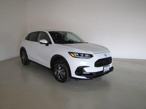 White 2024 Honda HR-V EX-L