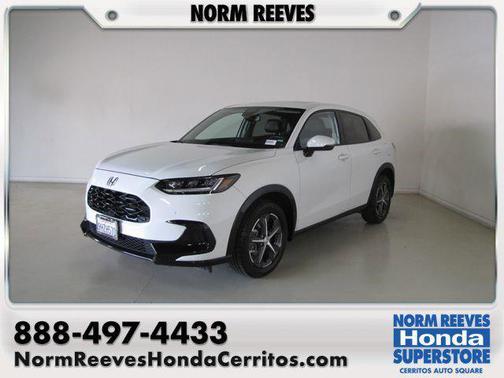 White 2024 Honda HR-V EX-L