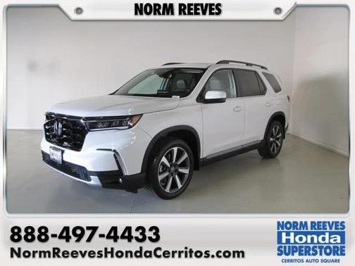 White 2024 Honda Pilot Touring 8-Passenger