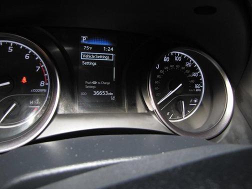 White 2023 Toyota Camry SE