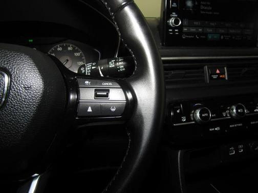 Gray 2023 Honda Pilot Touring 8-Passenger