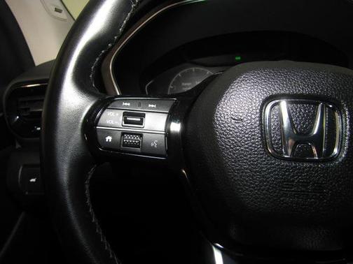 Gray 2023 Honda Pilot Touring 8-Passenger