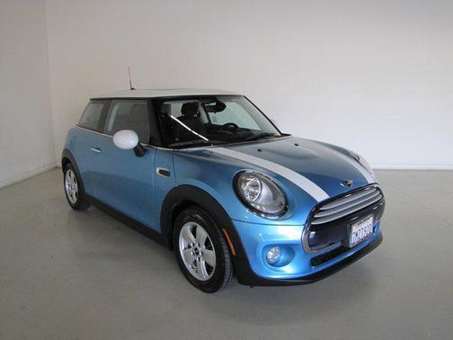 2015 MINI Hardtop Cooper
