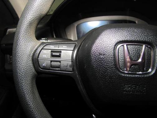 Crystal Black Pearl 2024 Honda Accord LX 1.5T