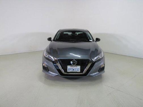 2021 Nissan Altima SR VC-Turbo FWD