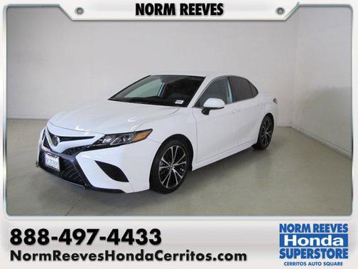 2019 Toyota Camry SE