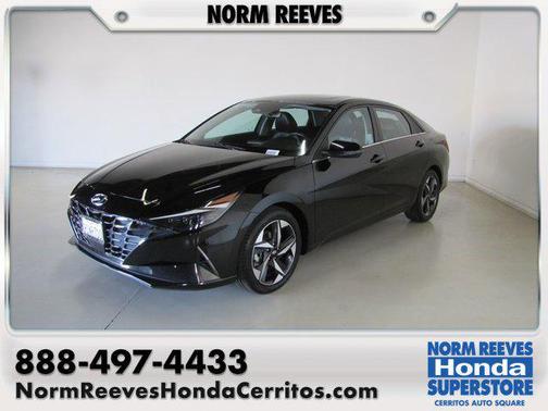 2023 Hyundai ELANTRA Limited