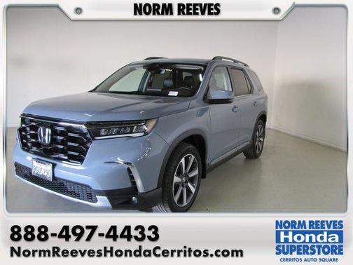 2023 Honda Pilot Touring 8-Passenger