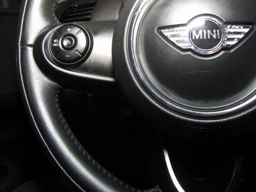 2016 MINI Clubman Cooper