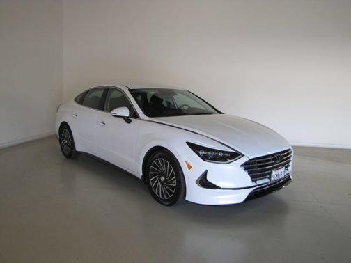 White 2023 Hyundai SONATA Hybrid SE