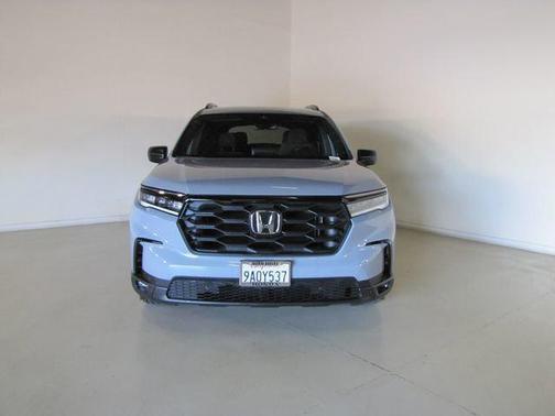 Gray 2025 Honda Pilot Sport