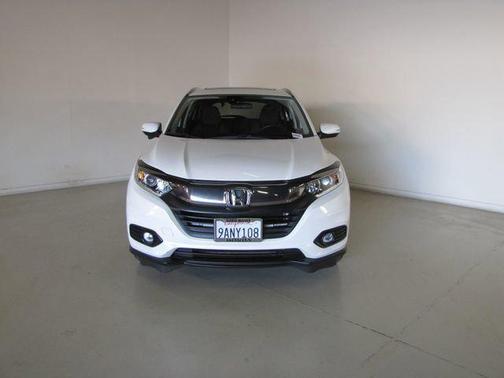 White 2022 Honda HR-V EX