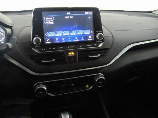 2020 Nissan Altima 2.5 SV