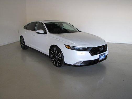 2023 Honda Accord Hybrid Touring