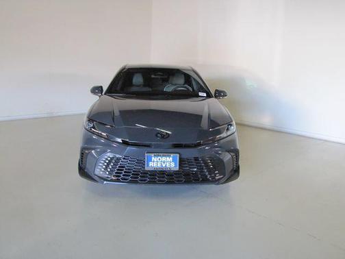 Black 2025 Toyota Camry SE