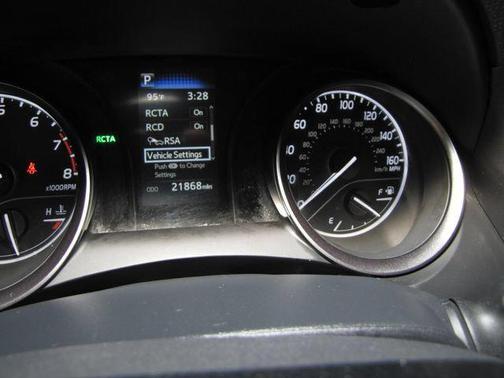 White 2024 Toyota Camry SE