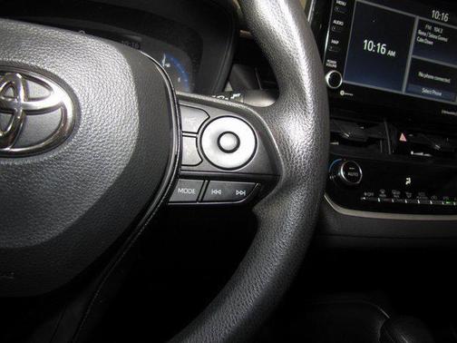 2022 Toyota Corolla Hybrid LE