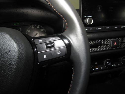 Gray 2024 Honda HR-V 2WD Sport