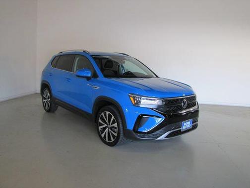 Blue 2022 Volkswagen Taos 1.5T SE
