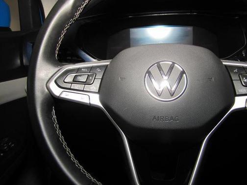 Blue 2022 Volkswagen Taos 1.5T SE