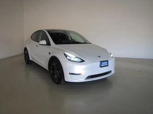 White 2024 Tesla Model Y Performance Dual Motor All-Wheel Drive