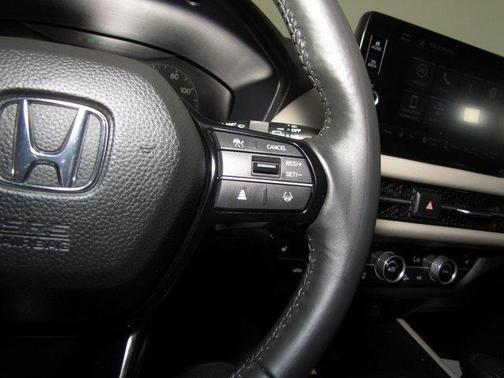 2024 Honda HR-V EX-L