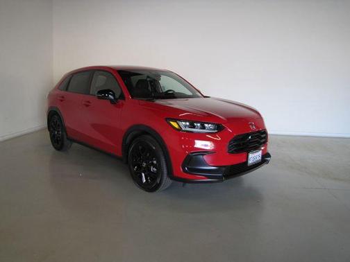 2025 Honda HR-V 2WD Sport