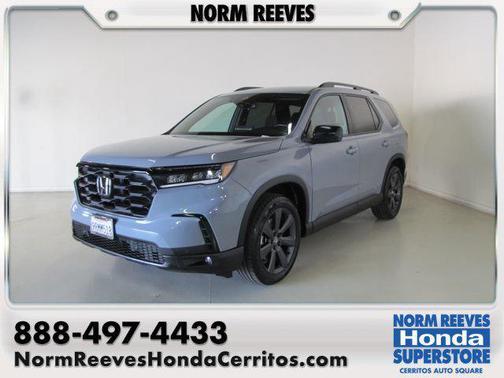 Gray 2025 Honda Pilot Sport