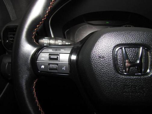 Gray 2025 Honda Pilot Sport