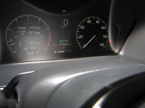 Gray 2025 Honda Pilot Sport