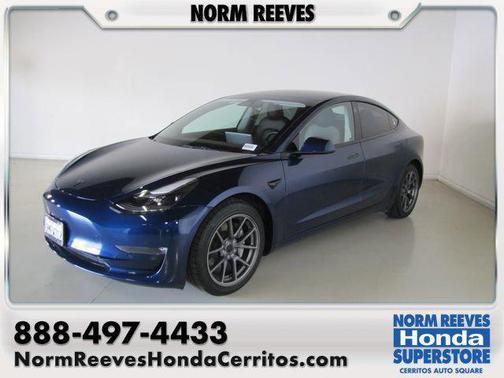 Blue 2022 Tesla Model 3 Long Range