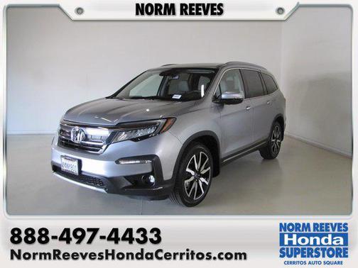 2022 Honda Pilot Touring 8-Passenger