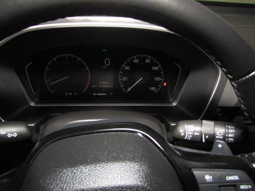 White 2025 Honda Pilot Touring 8-Passenger