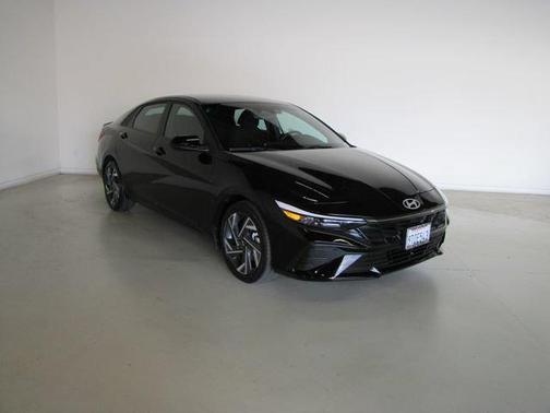 Black 2025 Hyundai ELANTRA Sport