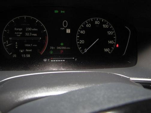 White 2024 Honda Civic EX-L