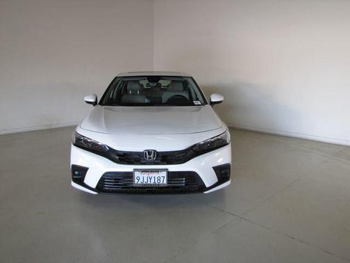 White 2024 Honda Civic EX-L