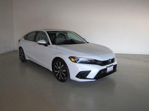 White 2024 Honda Civic EX-L