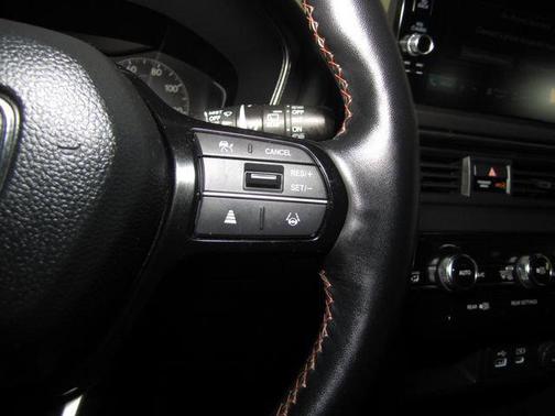 Black 2024 Honda Pilot TrailSport