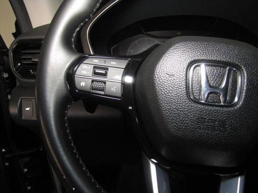 Black 2024 Honda Pilot EX-L