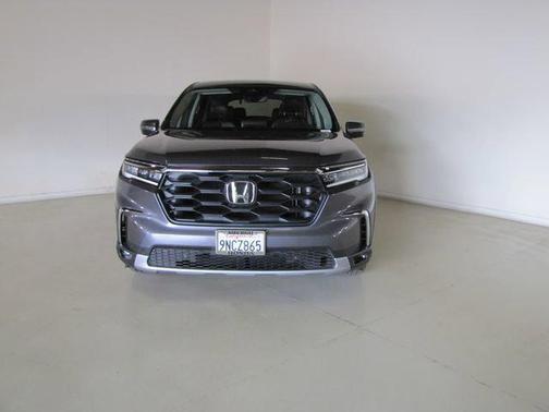 Gray 2024 Honda Pilot EX-L