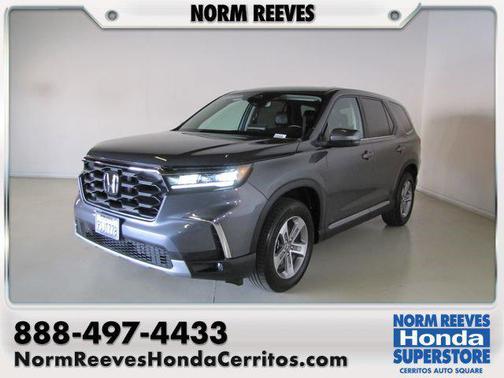 Gray 2025 Honda Pilot EX-L