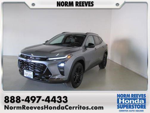 Gray 2025 Chevrolet Trax FWD ACTIV